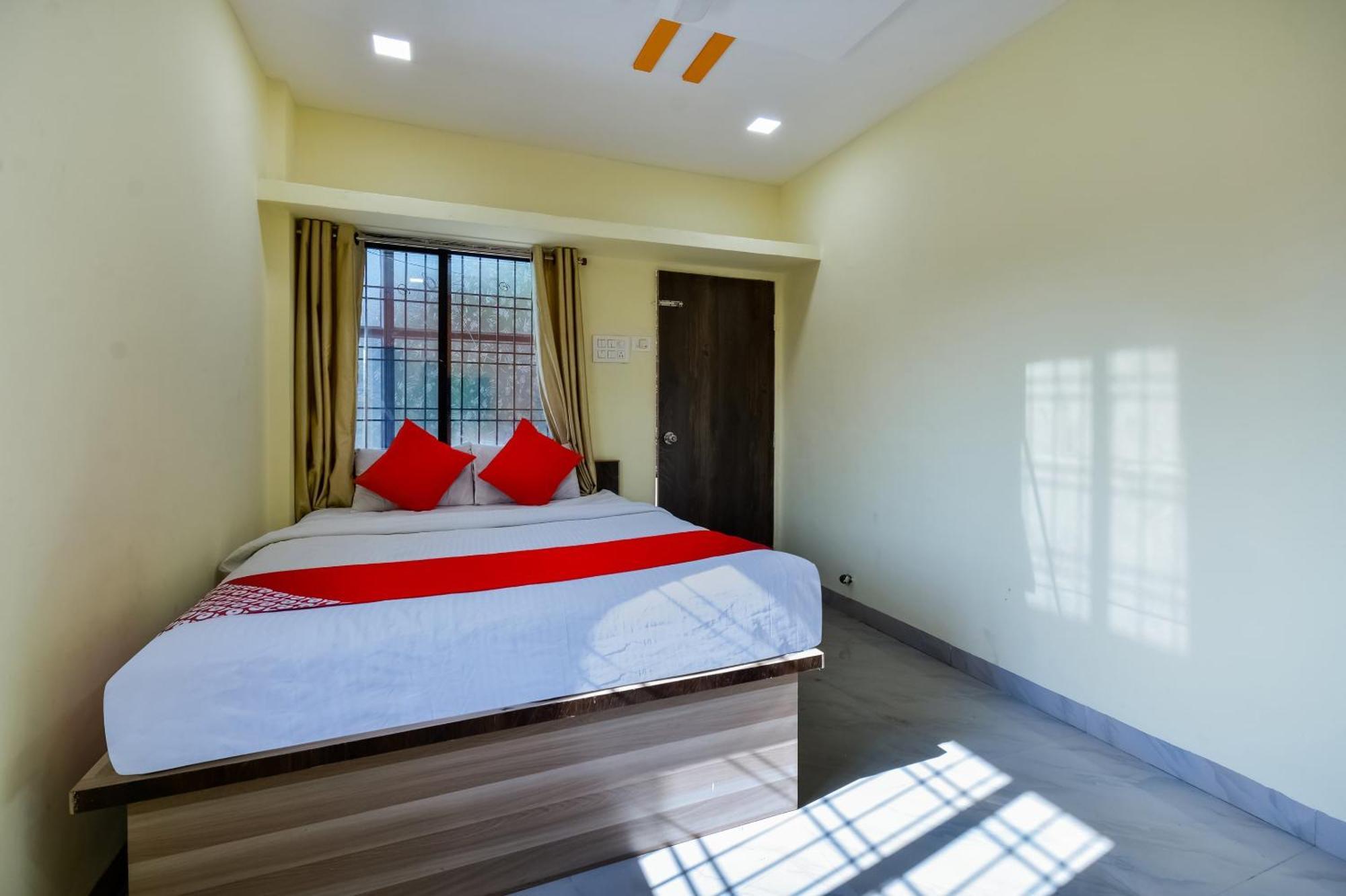 Hotel O Everest Inn Aurangabad  Bagian luar foto