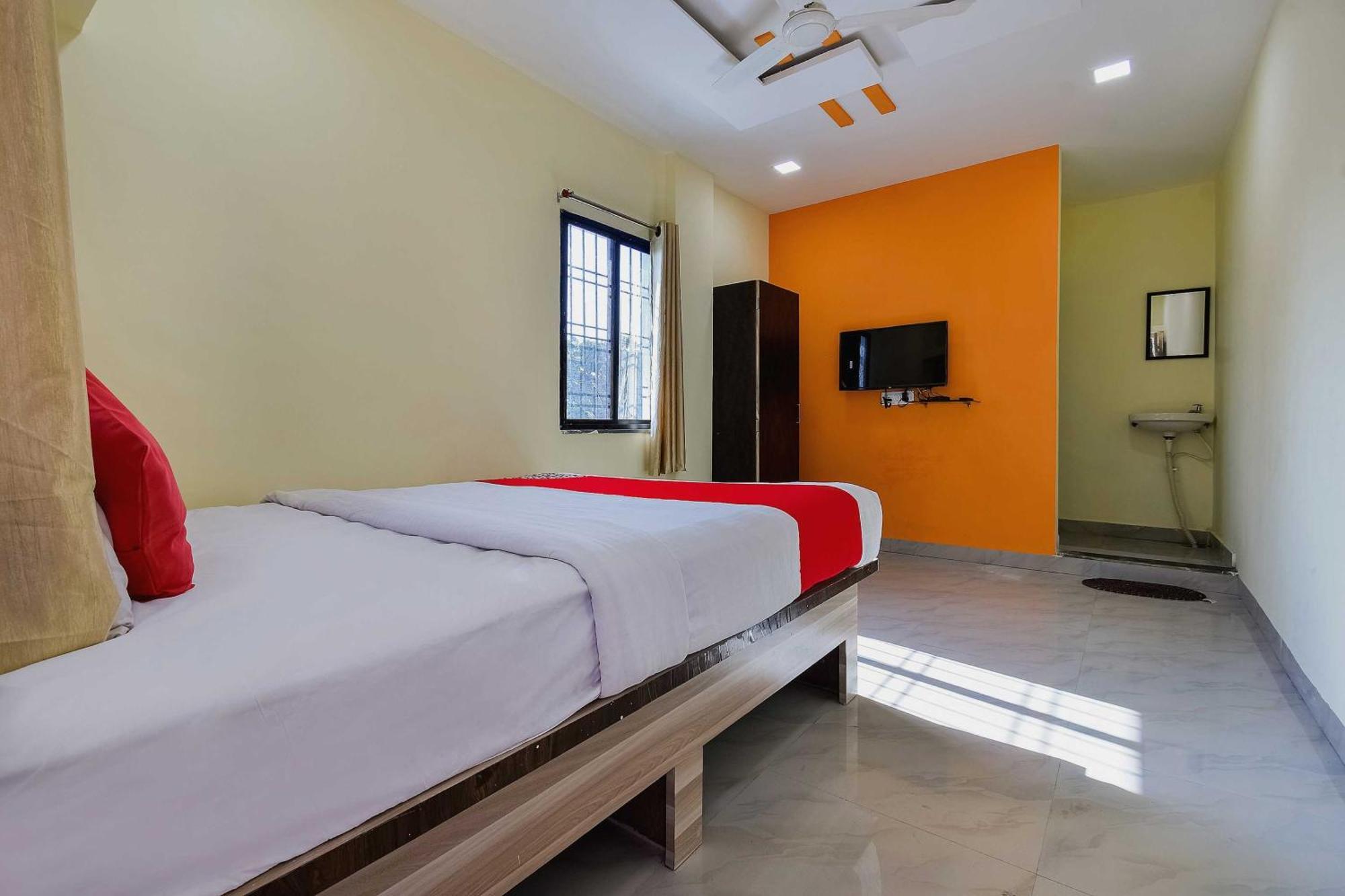 Hotel O Everest Inn Aurangabad  Bagian luar foto