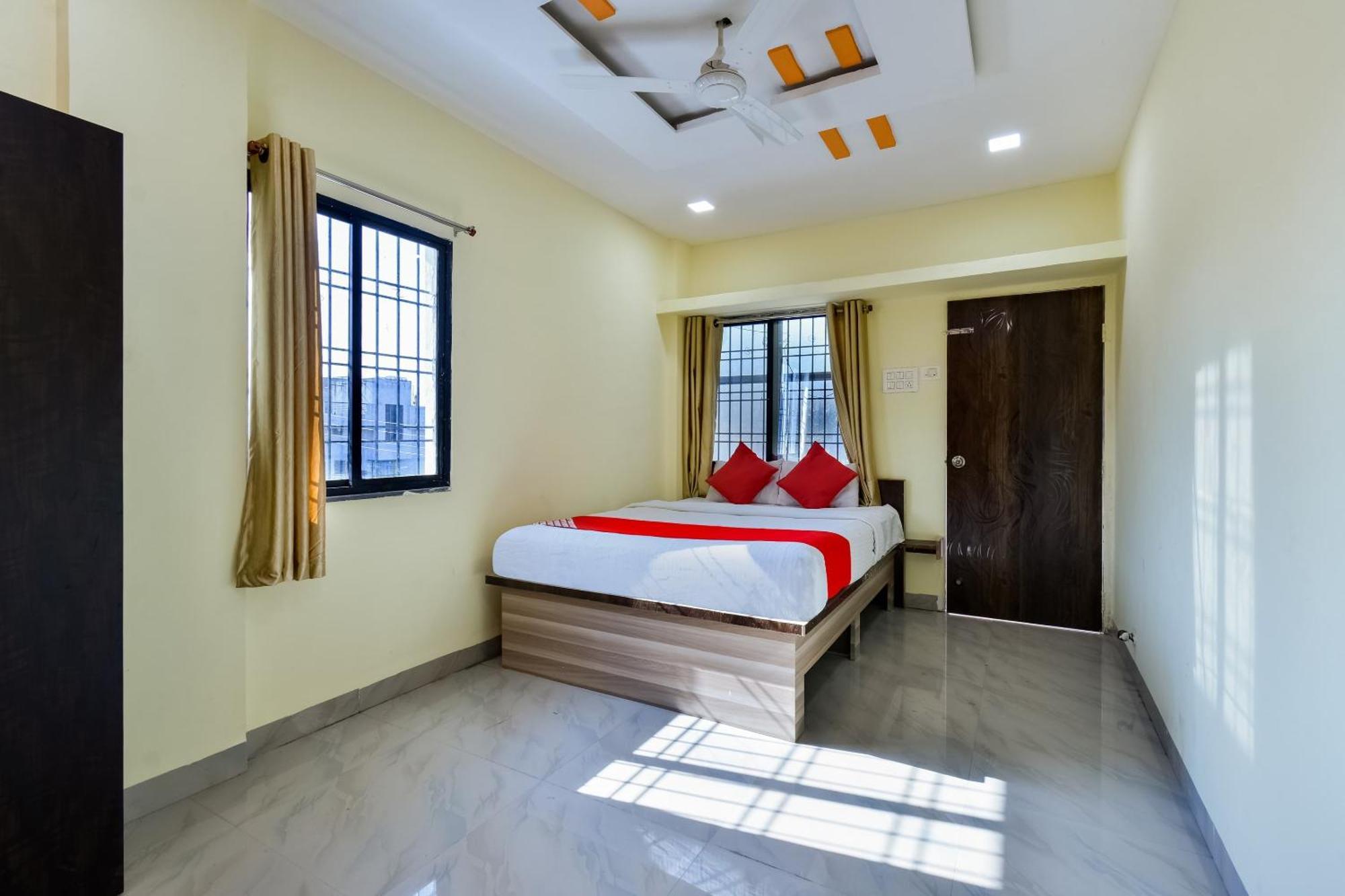 Hotel O Everest Inn Aurangabad  Bagian luar foto