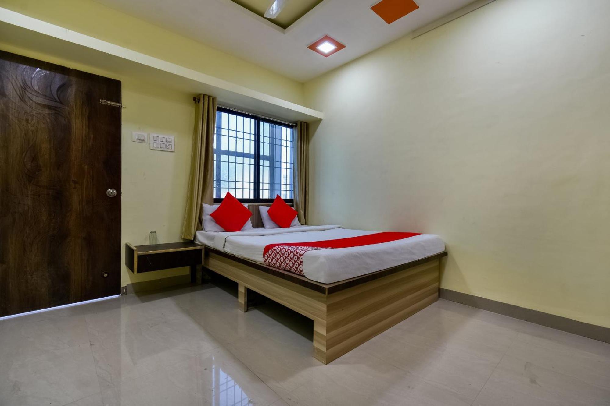Hotel O Everest Inn Aurangabad  Bagian luar foto