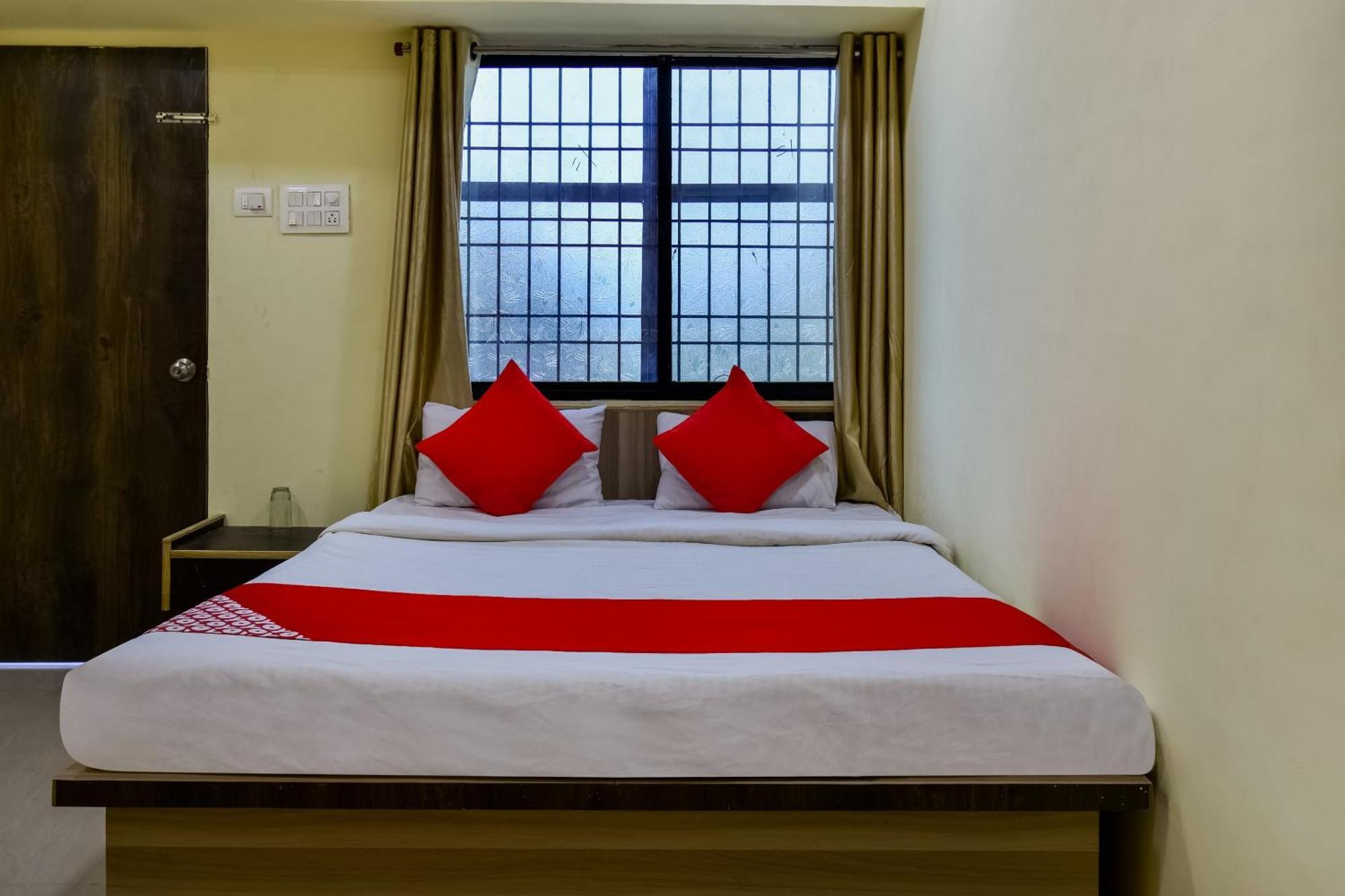 Hotel O Everest Inn Aurangabad  Bagian luar foto